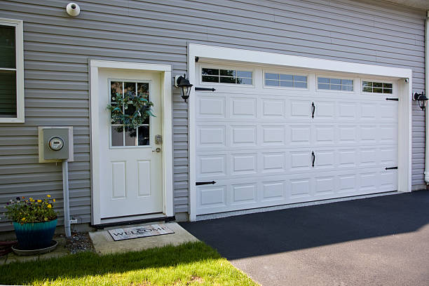 24/7 Emergency Garage Door Panel Replacement experts in Amarillo, TX